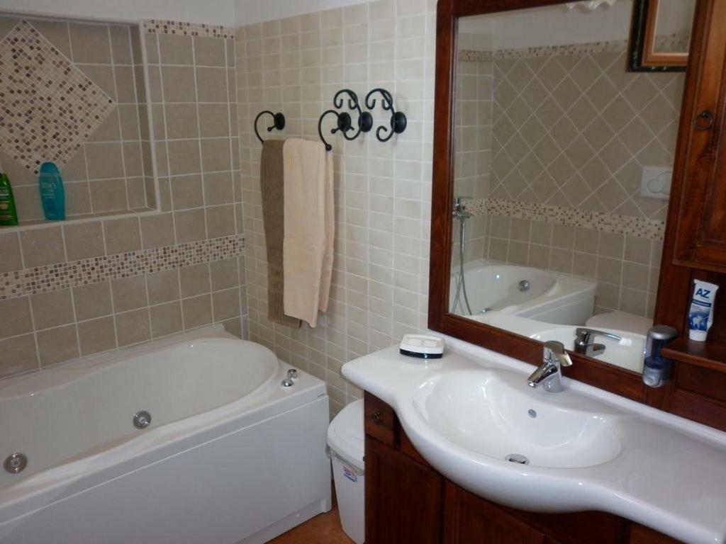 Villa Franchino Остуни Екстериор снимка