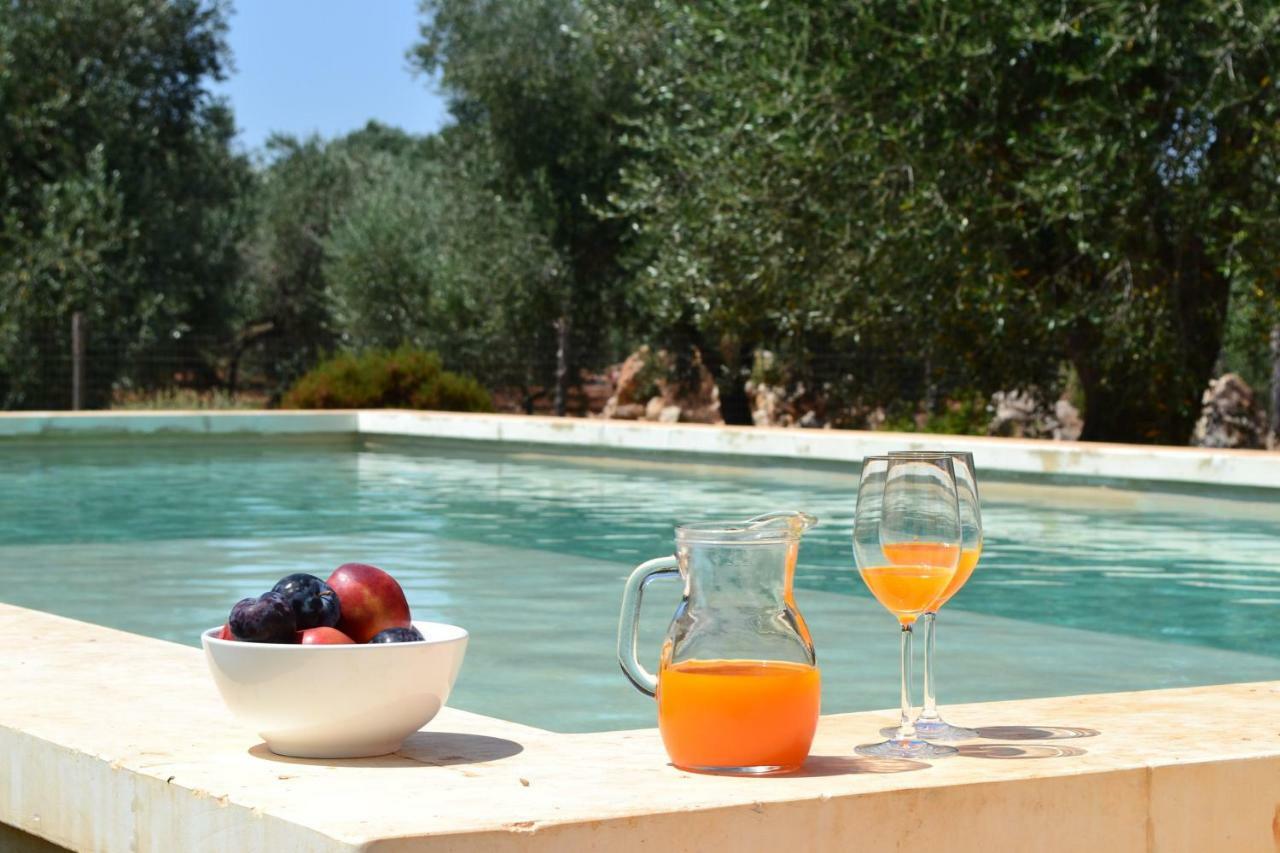 Villa Franchino Остуни Екстериор снимка